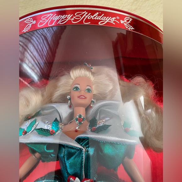 NIB 1995 Holiday Barbie - Picture 2 of 5